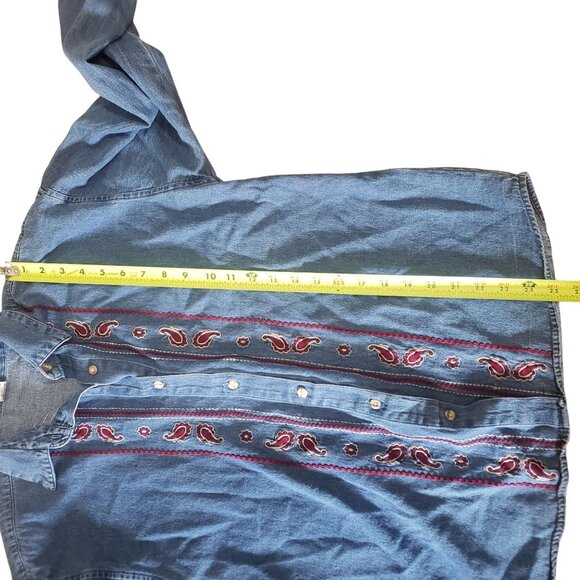 Vintage Womens Denim Embroidery Button Down Shirt Size M Oversize Western Boho - Picture 4 of 7